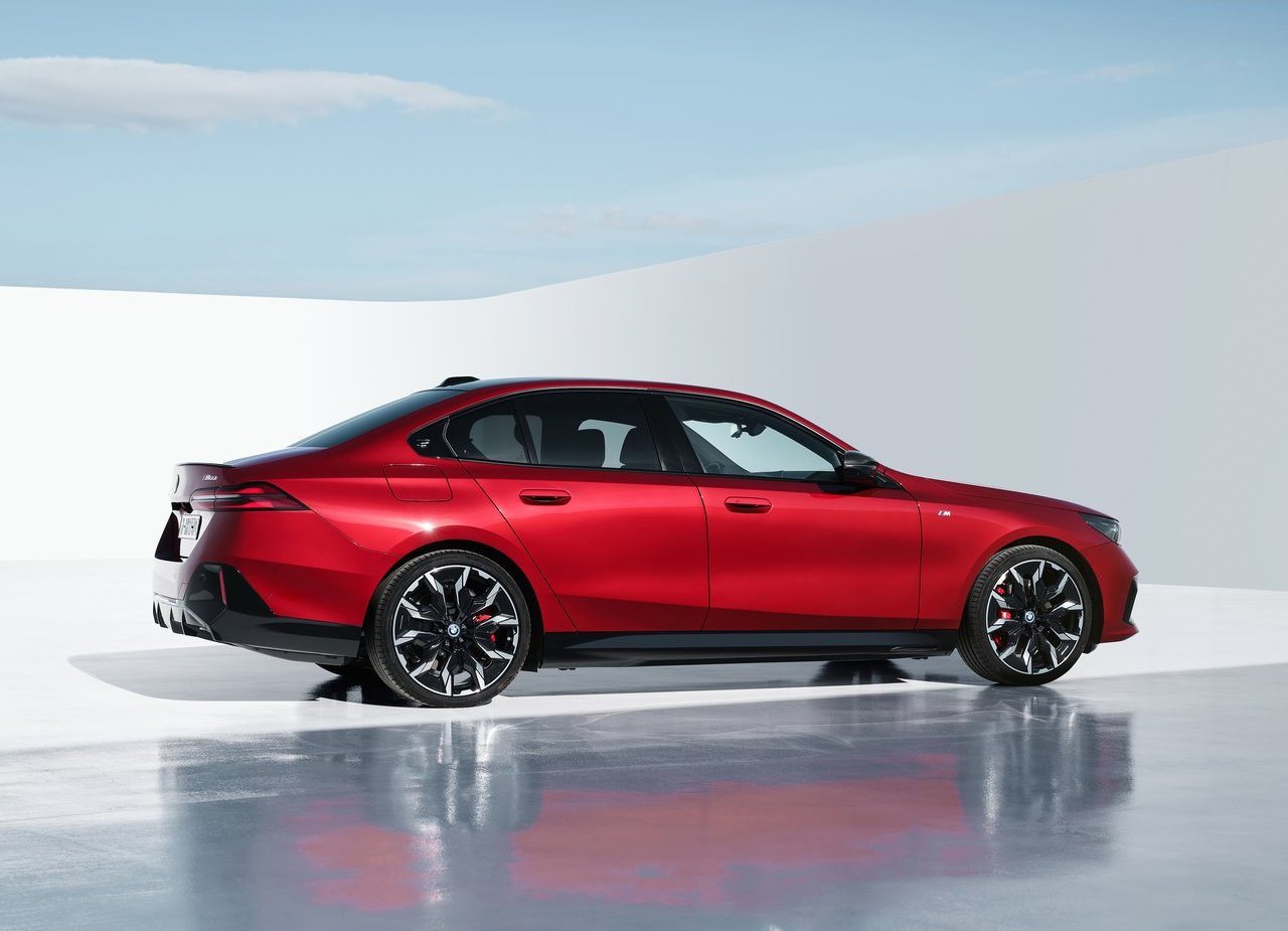 BMW i5 M60, foto 45