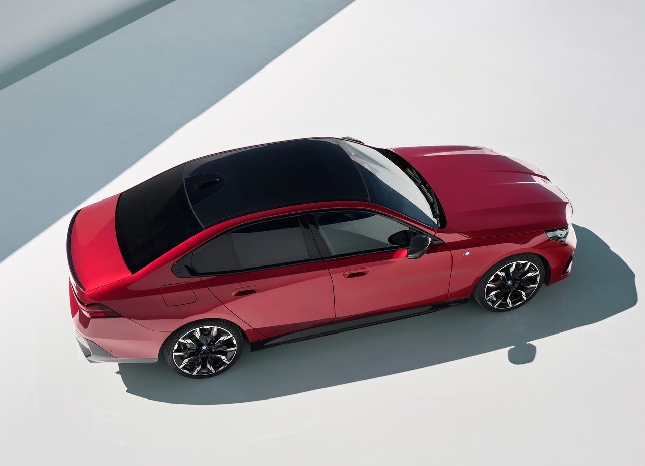 BMW i5 M60, foto 46