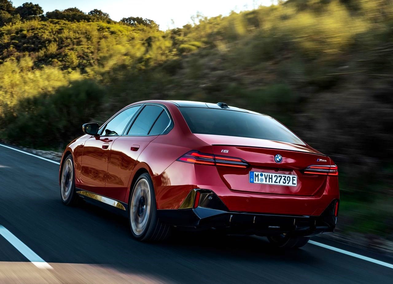 BMW i5 M60, foto 52