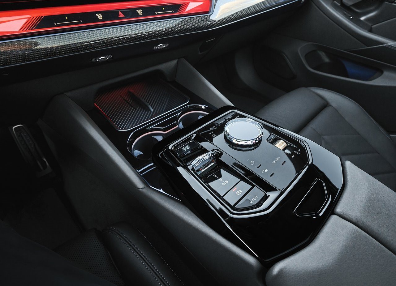 BMW i5 M60, foto 75