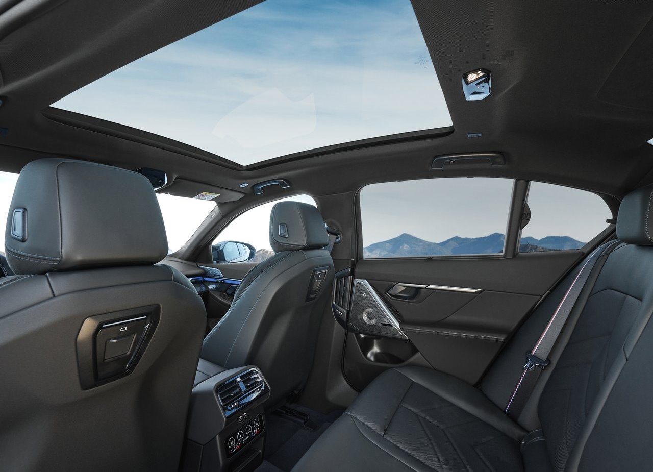 BMW i5 M60, foto 78
