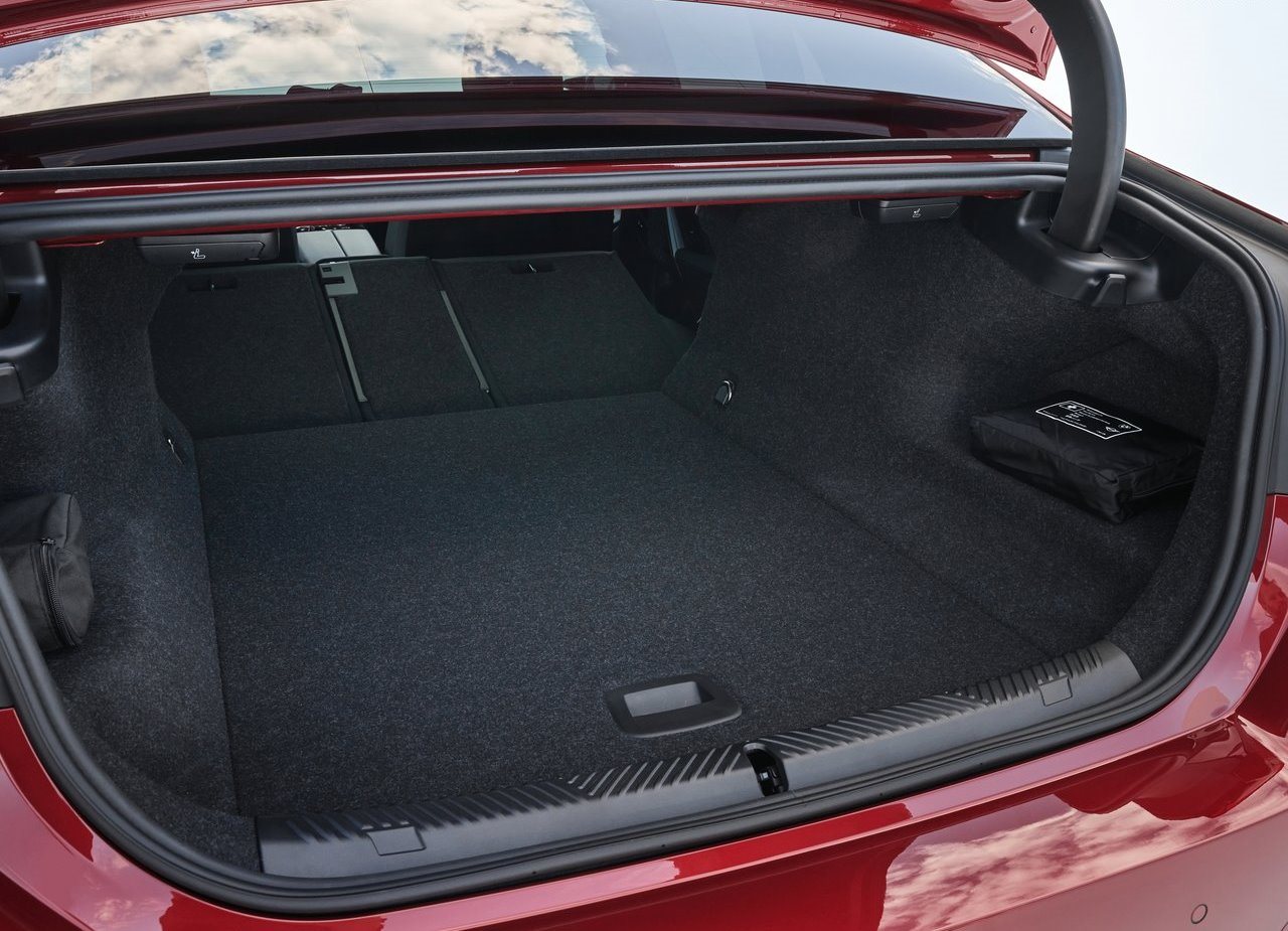BMW i5 M60, foto 81