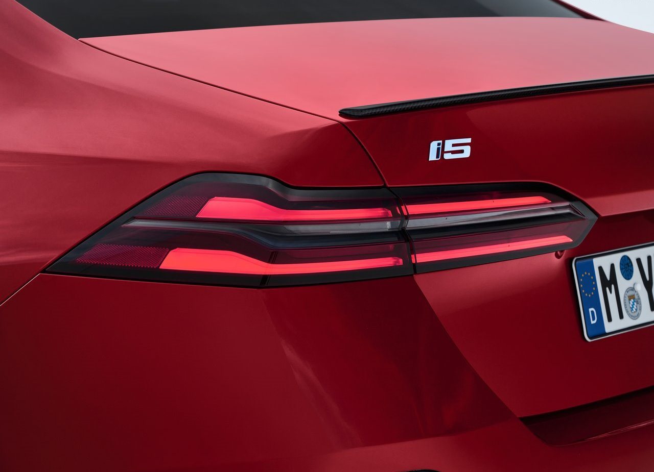 BMW i5 M60, foto 86
