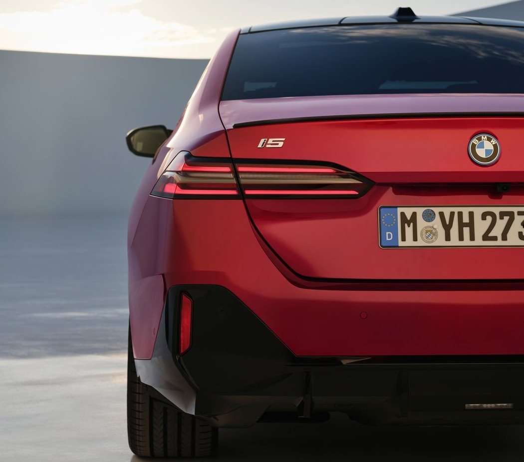 BMW i5 M60, foto 97
