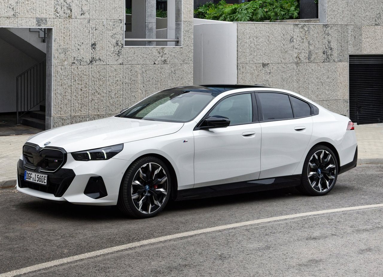 BMW i5 M60, foto 112