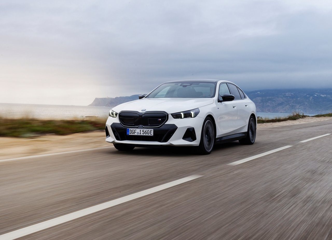 BMW i5 M60, foto 125