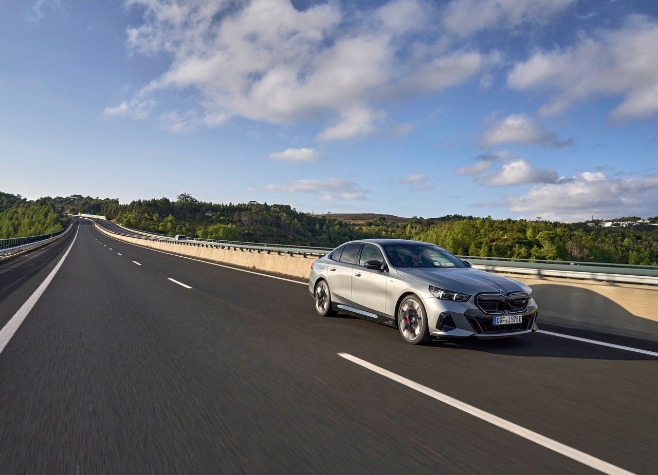 BMW i5 M60, foto 137