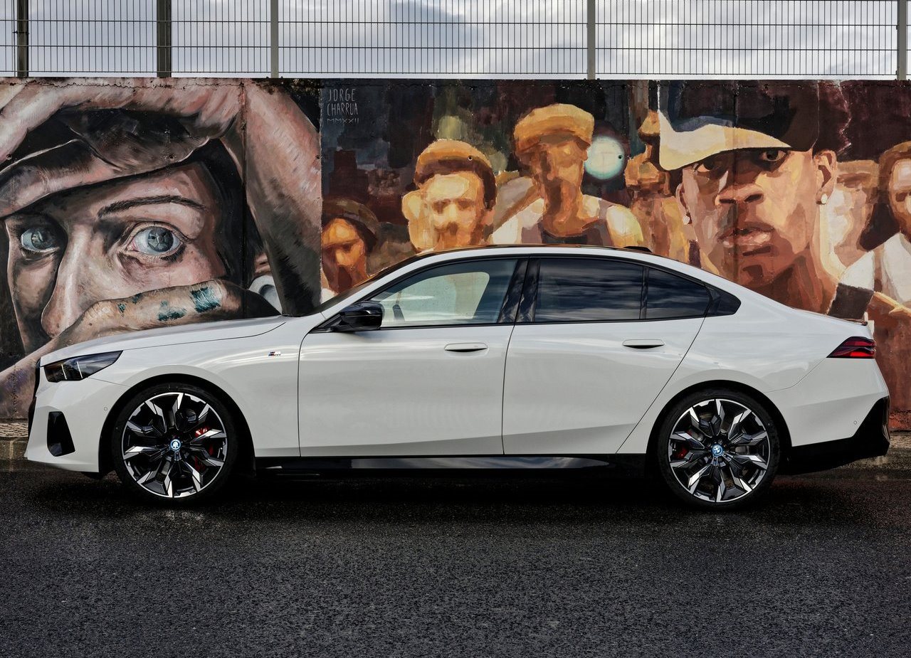 BMW i5 M60, foto 145
