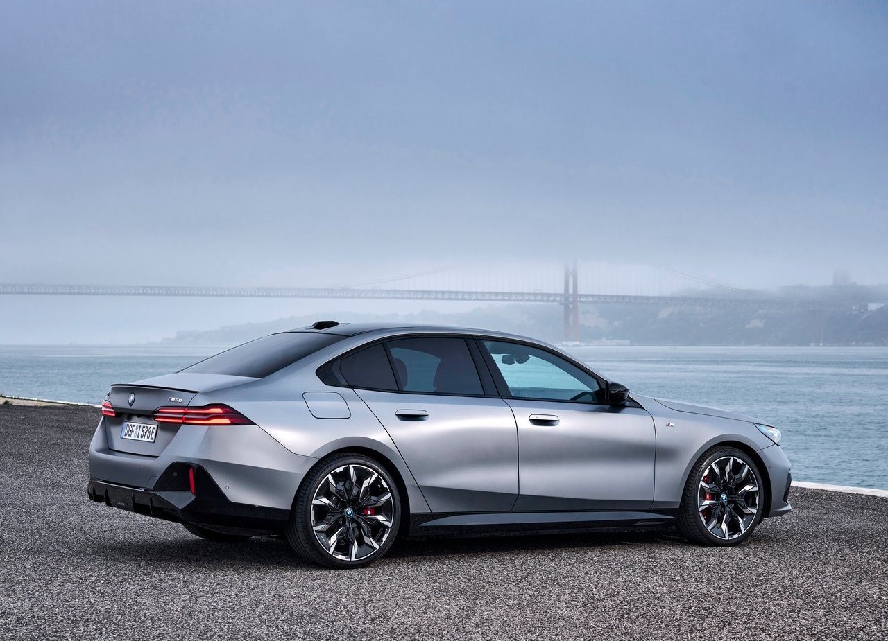 BMW i5 M60, foto 152