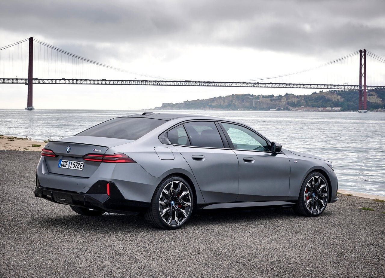 BMW i5 M60, foto 157