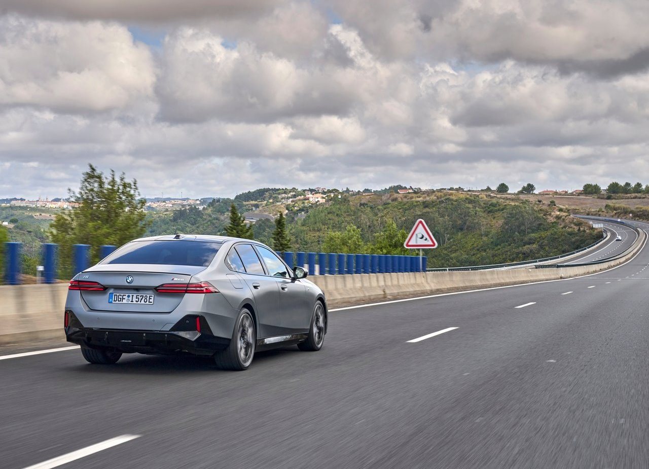 BMW i5 M60, foto 166