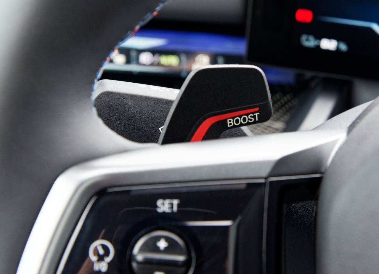 BMW i5 M60, foto 192