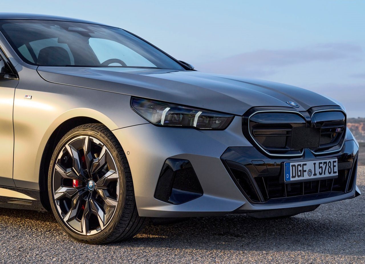 BMW i5 M60, foto 198
