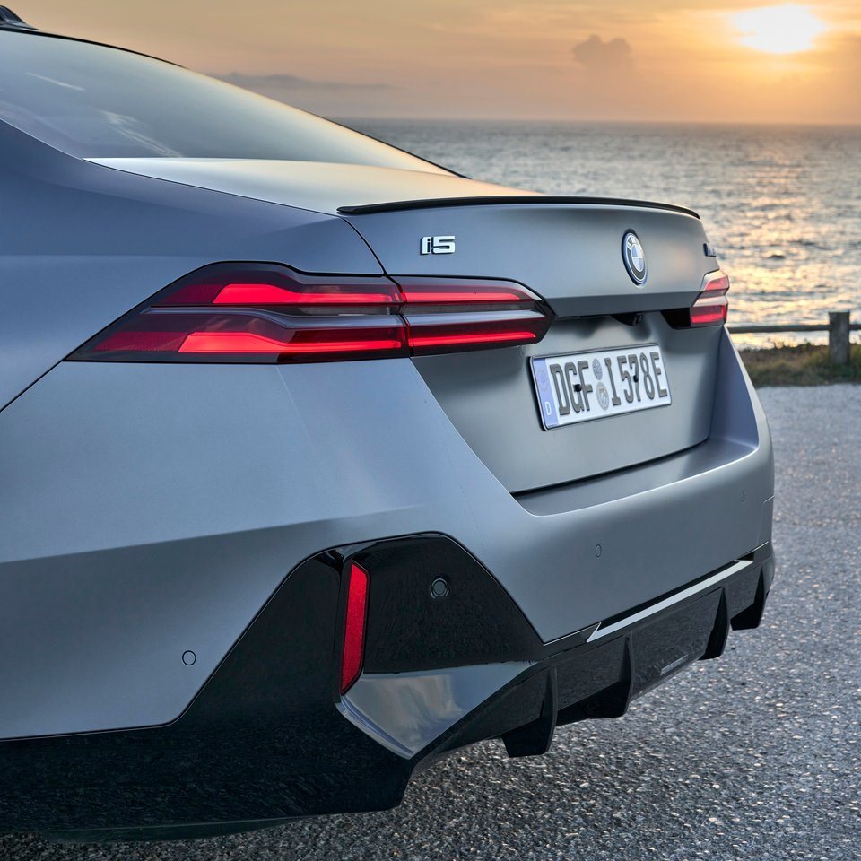 BMW i5 M60, foto 208
