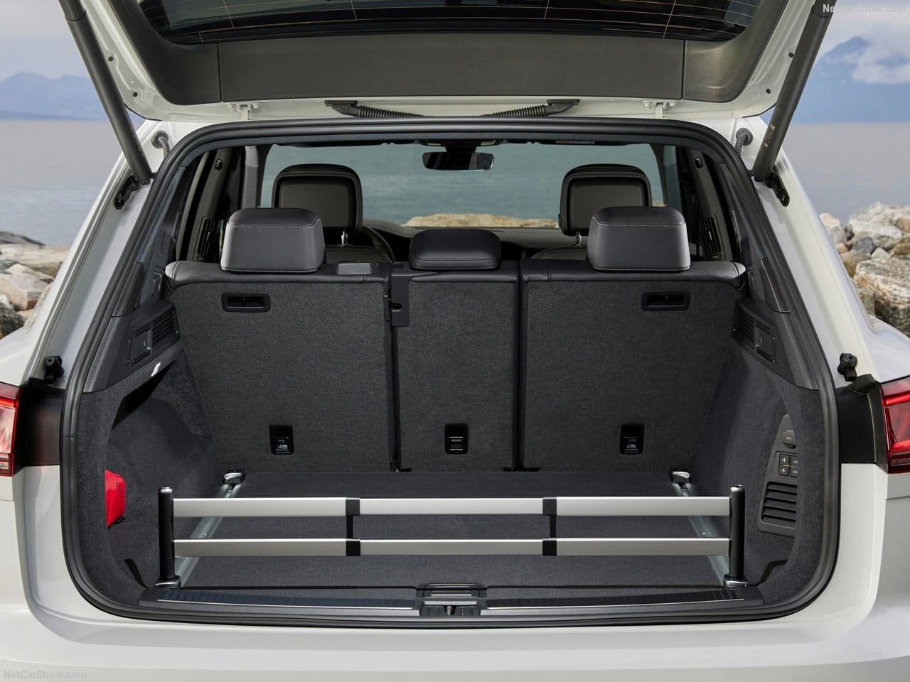 VOLKSWAGEN TOUAREG, foto 129