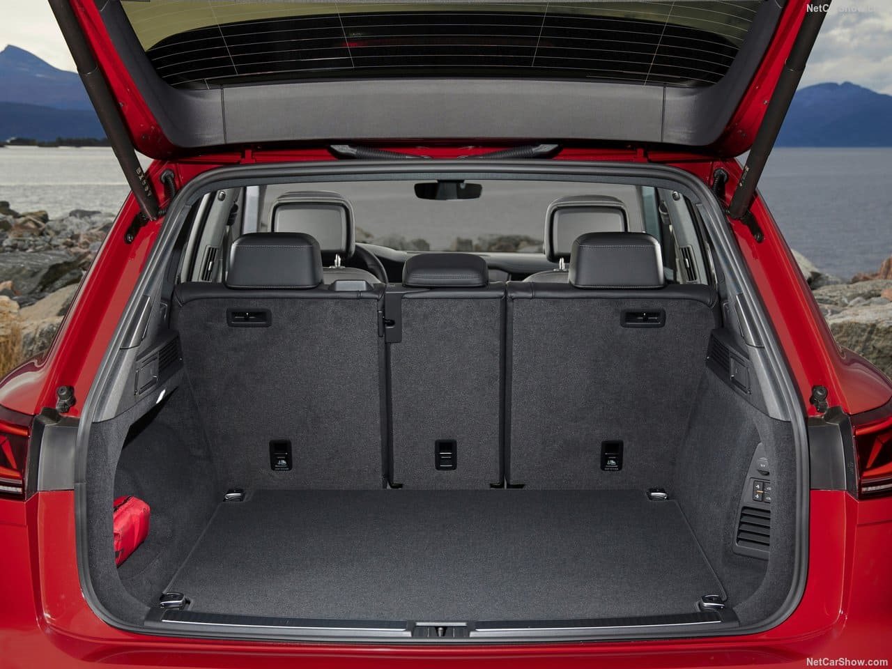 VOLKSWAGEN TOUAREG, foto 135