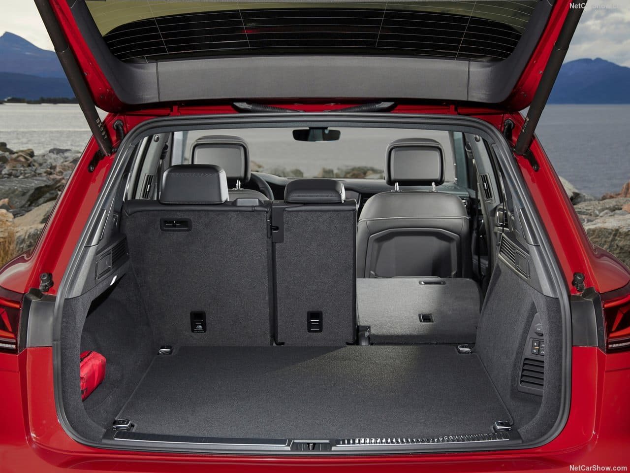 VOLKSWAGEN TOUAREG, foto 136
