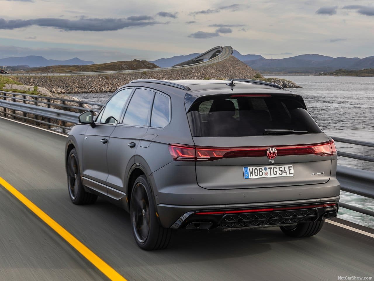 VOLKSWAGEN TOUAREG R eHYBRID, foto 30
