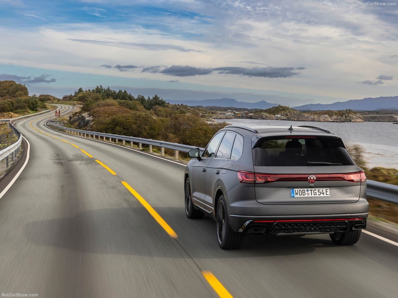 VOLKSWAGEN TOUAREG R eHYBRID, foto 32