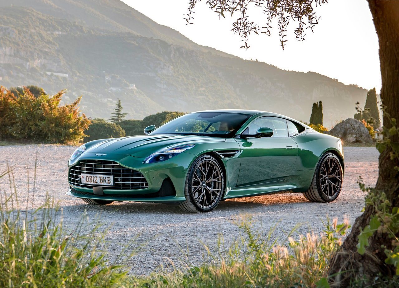 2024 - ASTON MARTIN DB12 RACING GREEN, foto 9