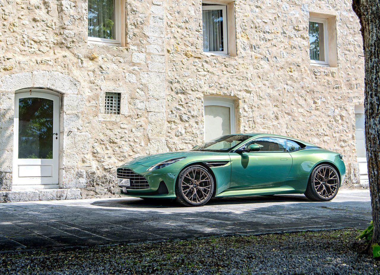2024 - ASTON MARTIN DB12 RACING GREEN, foto 14