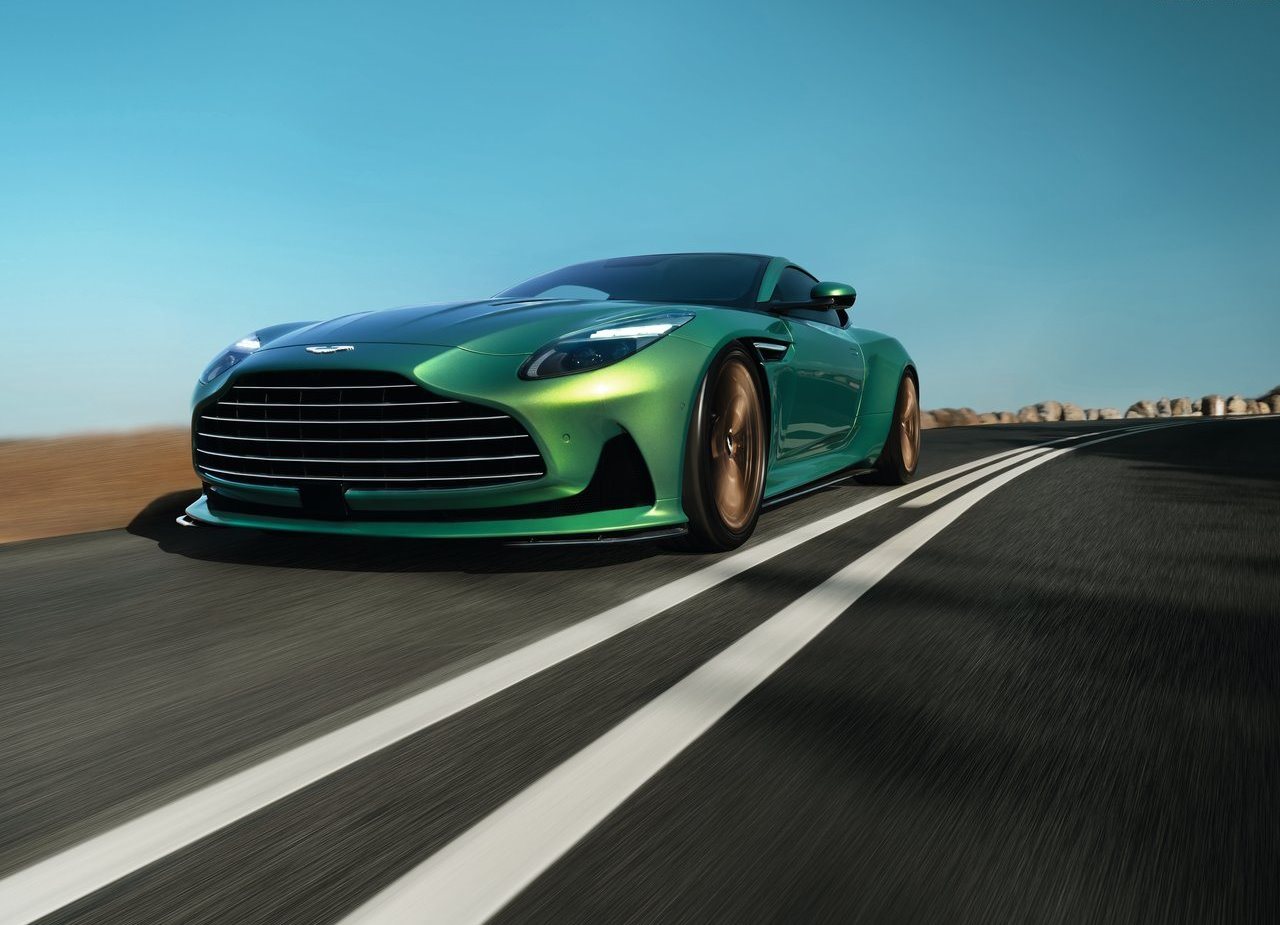 2024 - ASTON MARTIN DB12 RACING GREEN, foto 17