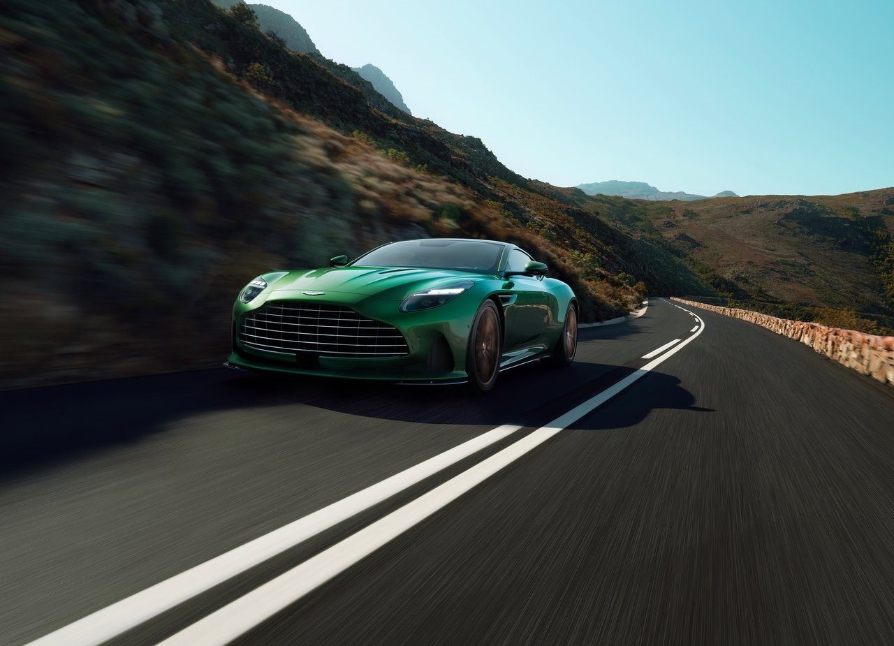 2024 - ASTON MARTIN DB12 RACING GREEN, foto 19