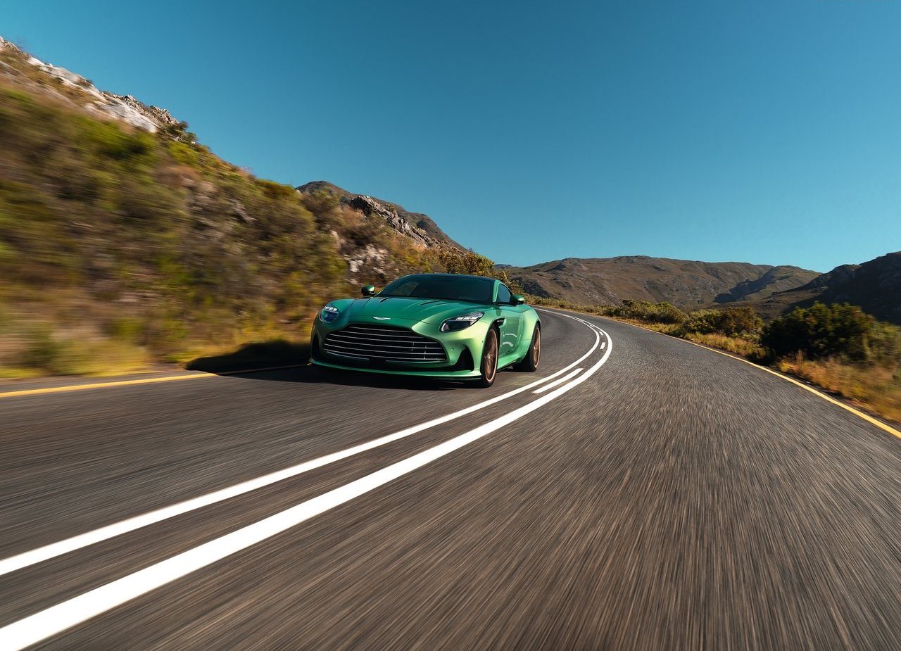 2024 - ASTON MARTIN DB12 RACING GREEN, foto 20