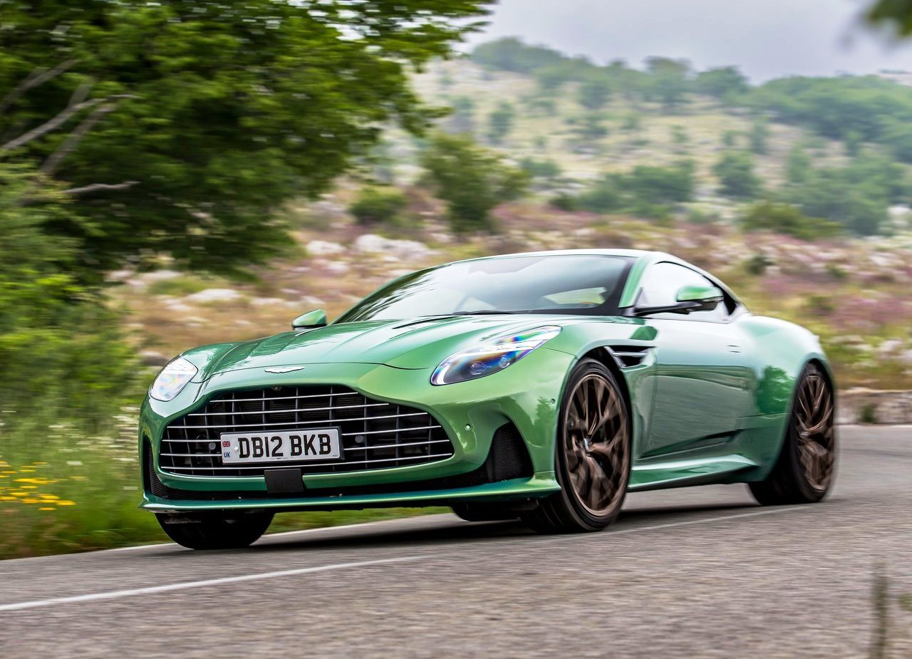 2024 - ASTON MARTIN DB12 RACING GREEN, foto 24