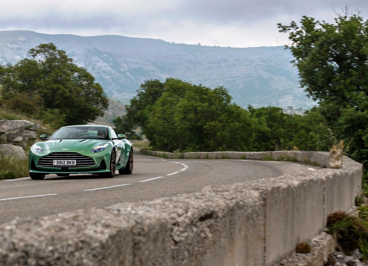 2024 - ASTON MARTIN DB12 RACING GREEN, foto 26