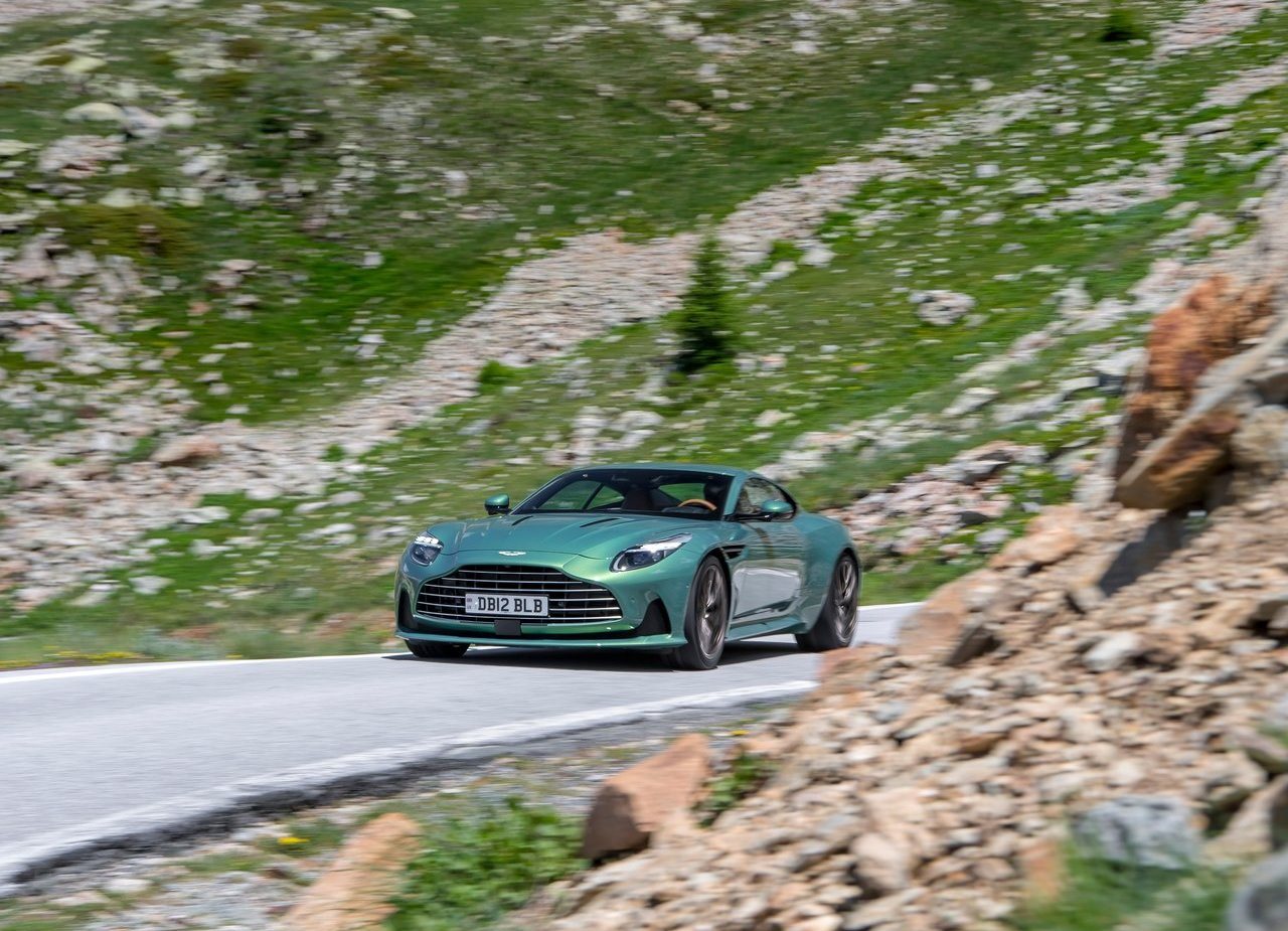 2024 - ASTON MARTIN DB12 RACING GREEN, foto 28