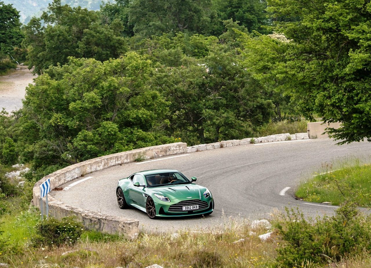 2024 - ASTON MARTIN DB12 RACING GREEN, foto 42
