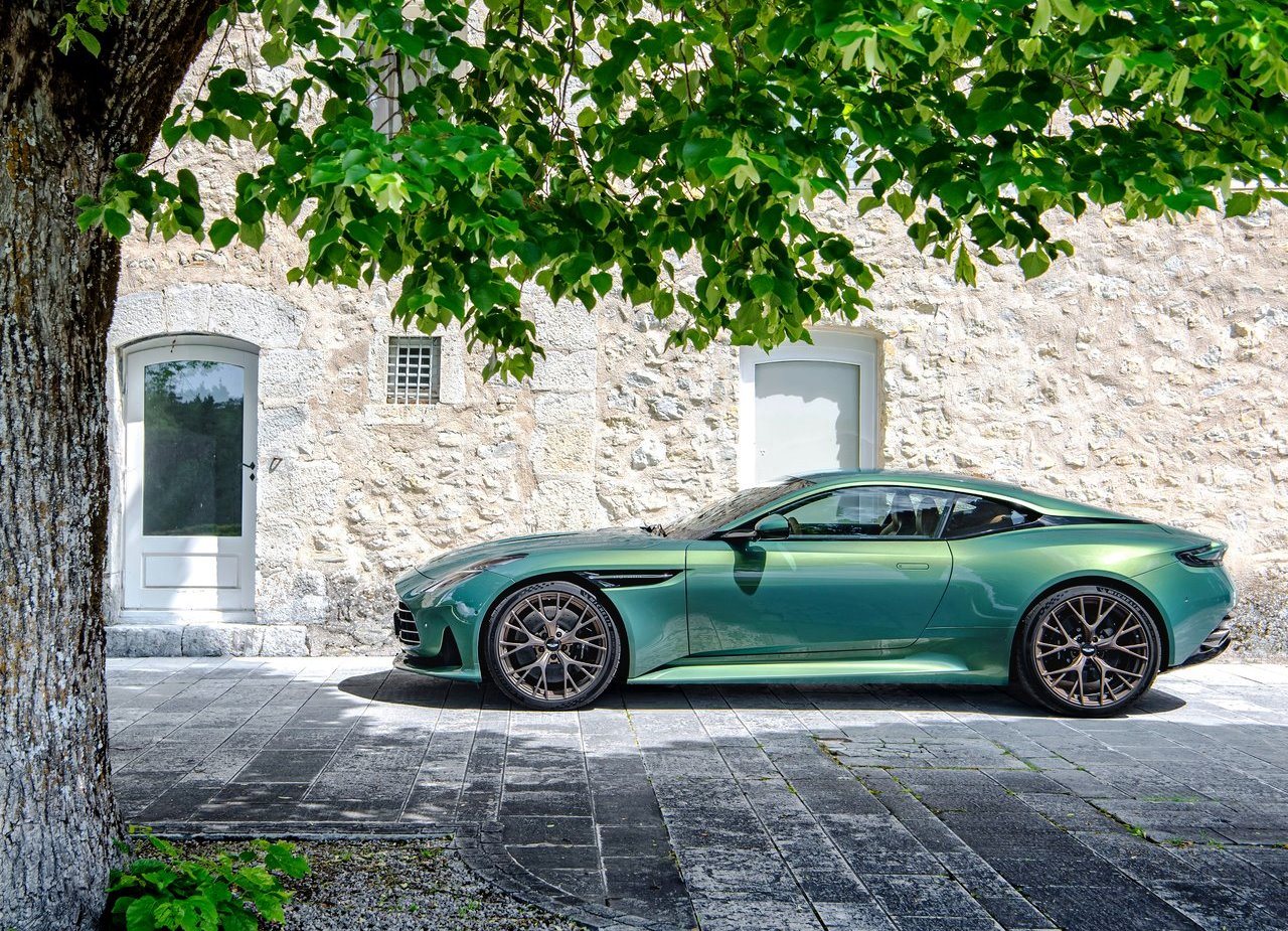 2024 - ASTON MARTIN DB12 RACING GREEN, foto 51