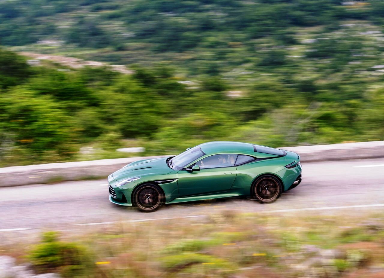 2024 - ASTON MARTIN DB12 RACING GREEN, foto 53