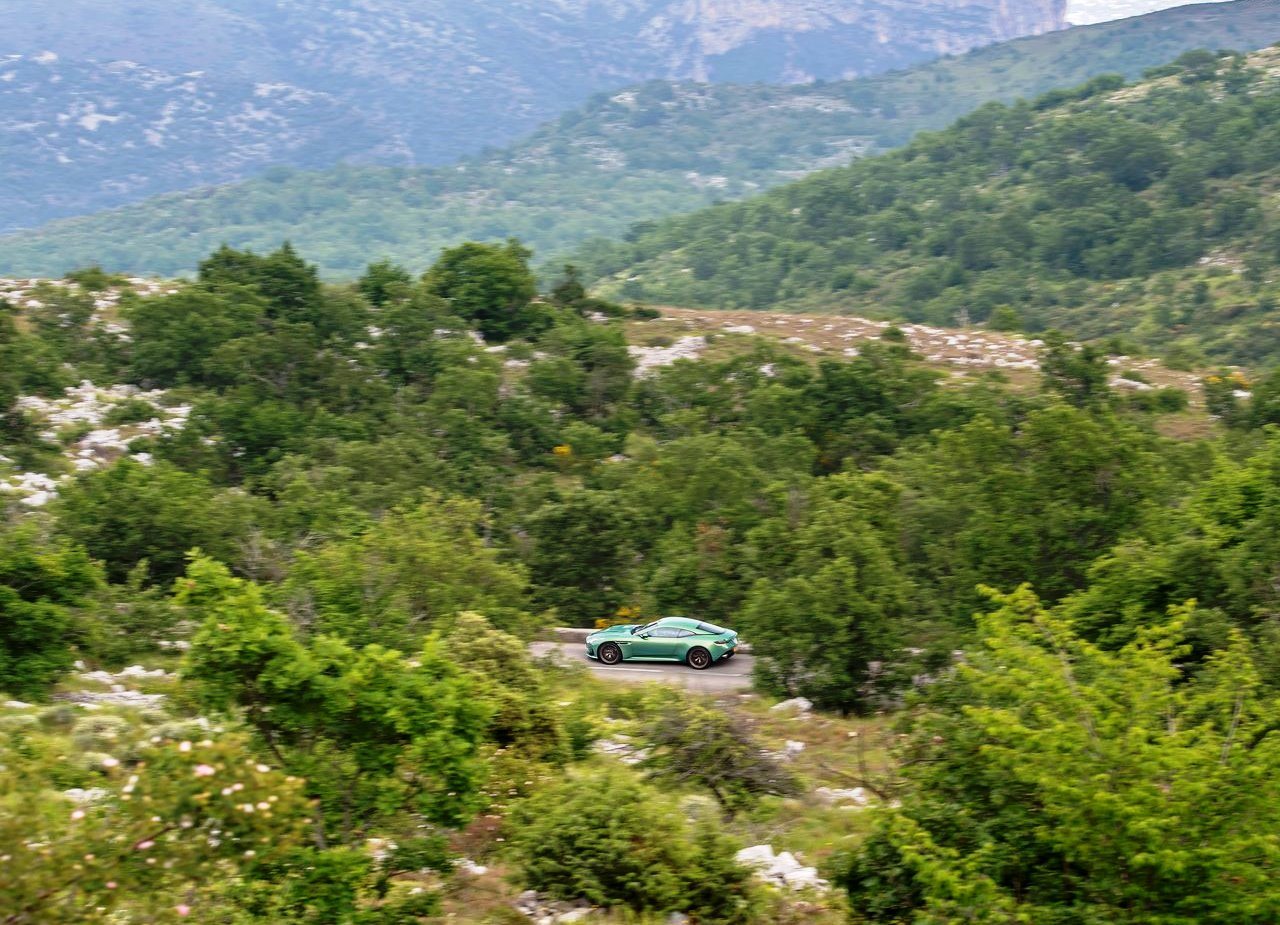 2024 - ASTON MARTIN DB12 RACING GREEN, foto 55