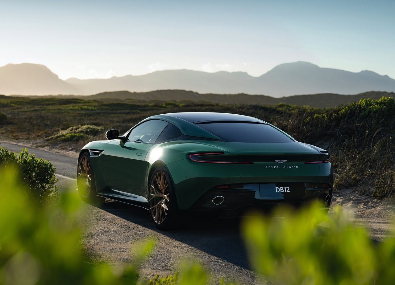 2024 - ASTON MARTIN DB12 RACING GREEN, foto 63