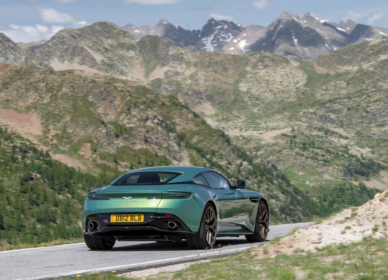 2024 - ASTON MARTIN DB12 RACING GREEN, foto 74