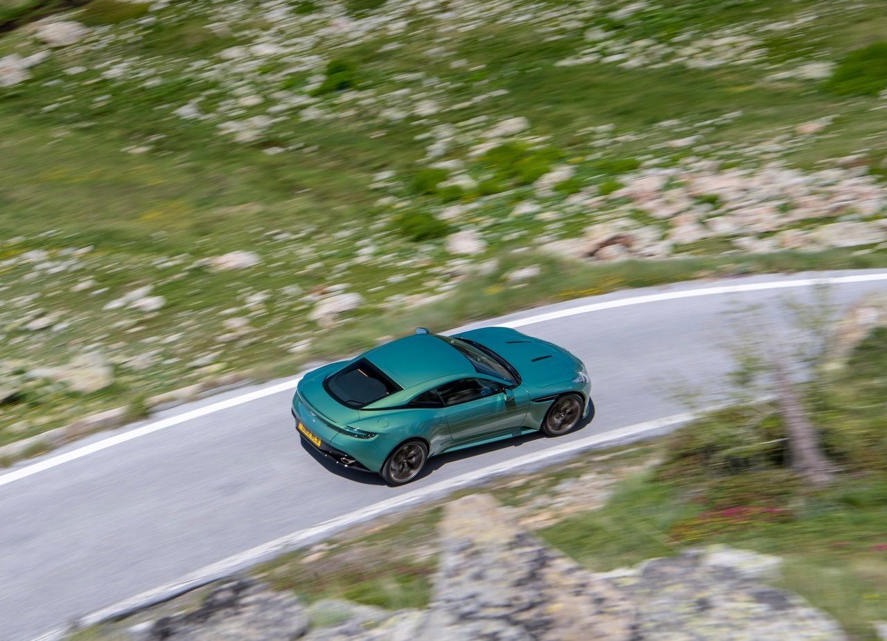 2024 - ASTON MARTIN DB12 RACING GREEN, foto 76