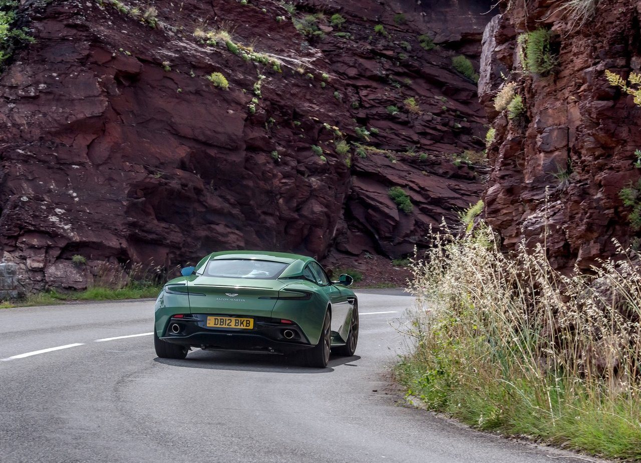 2024 - ASTON MARTIN DB12 RACING GREEN, foto 78