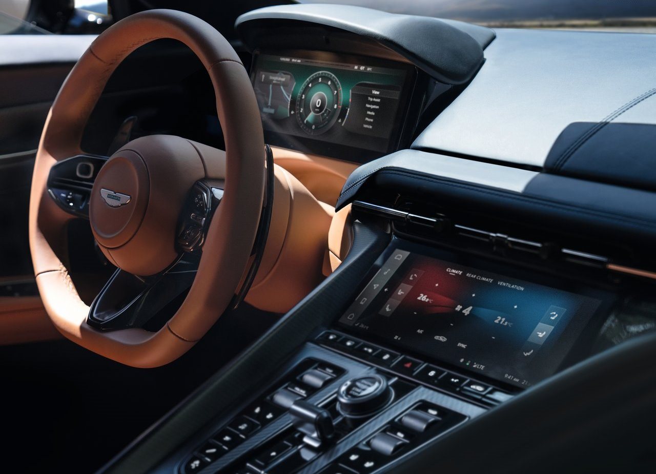 2024 - ASTON MARTIN DB12 RACING GREEN, foto 92