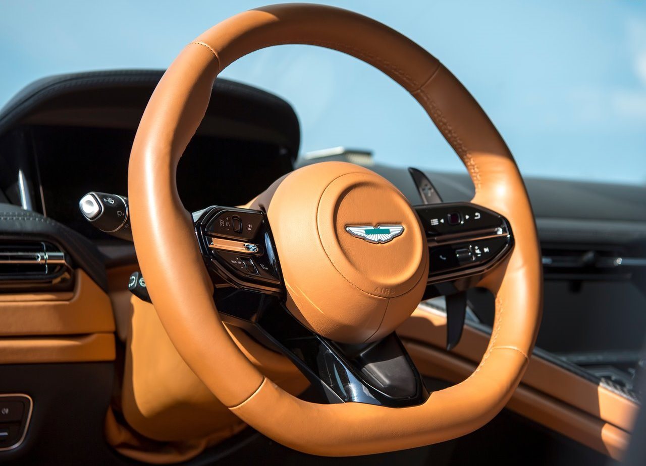 2024 - ASTON MARTIN DB12 RACING GREEN, foto 105