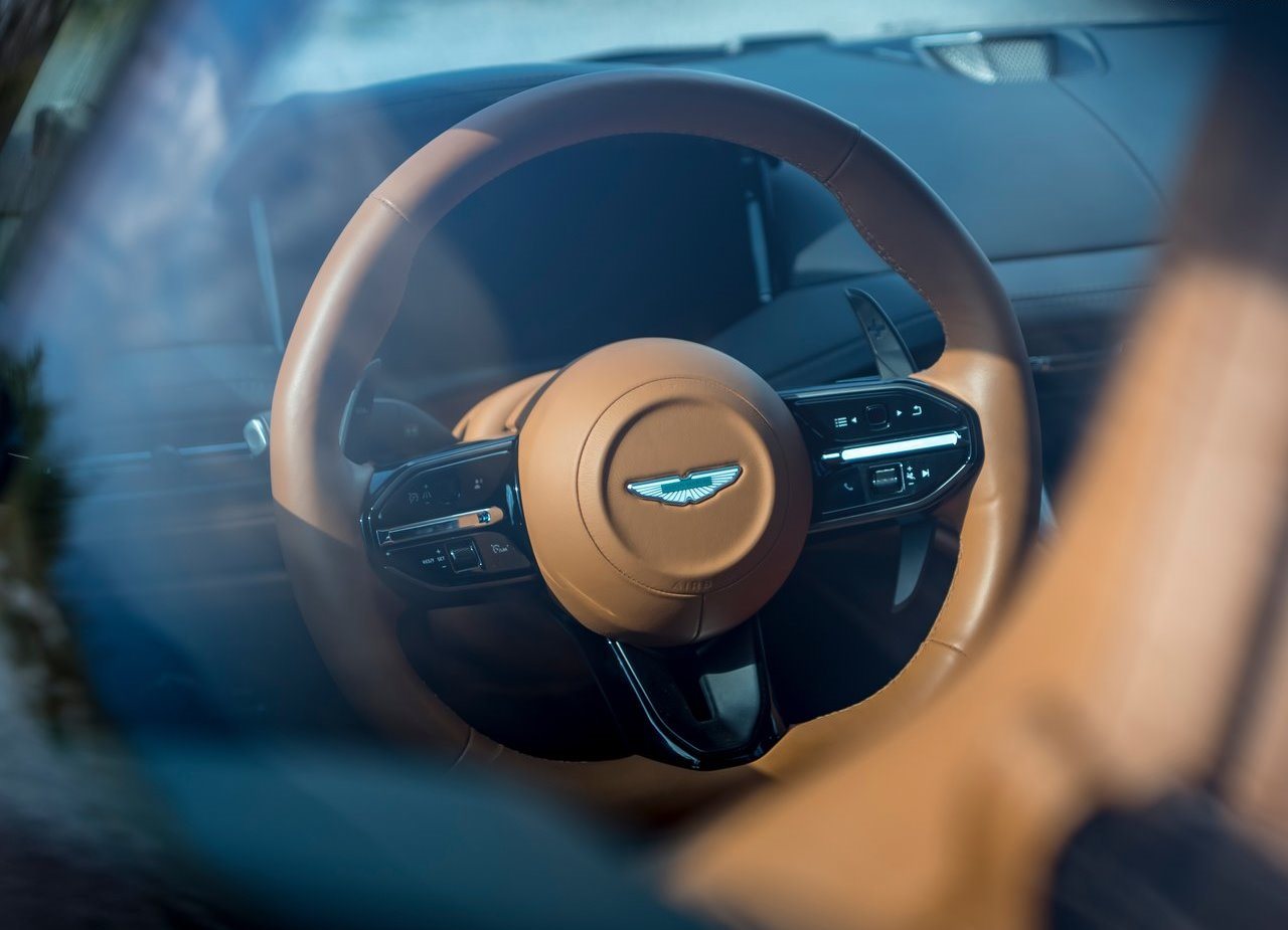 2024 - ASTON MARTIN DB12 RACING GREEN, foto 106