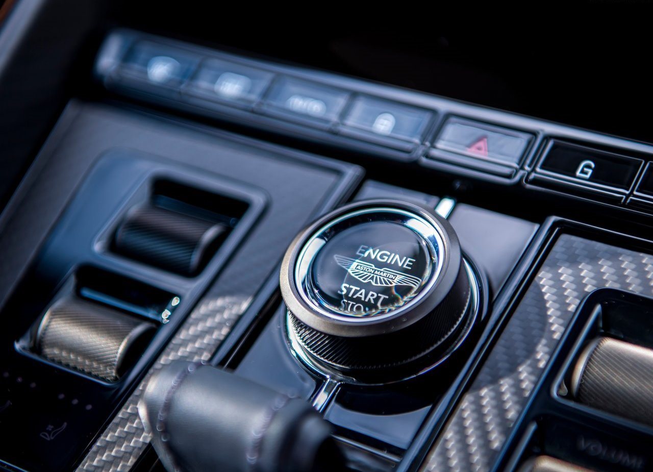 2024 - ASTON MARTIN DB12 RACING GREEN, foto 113