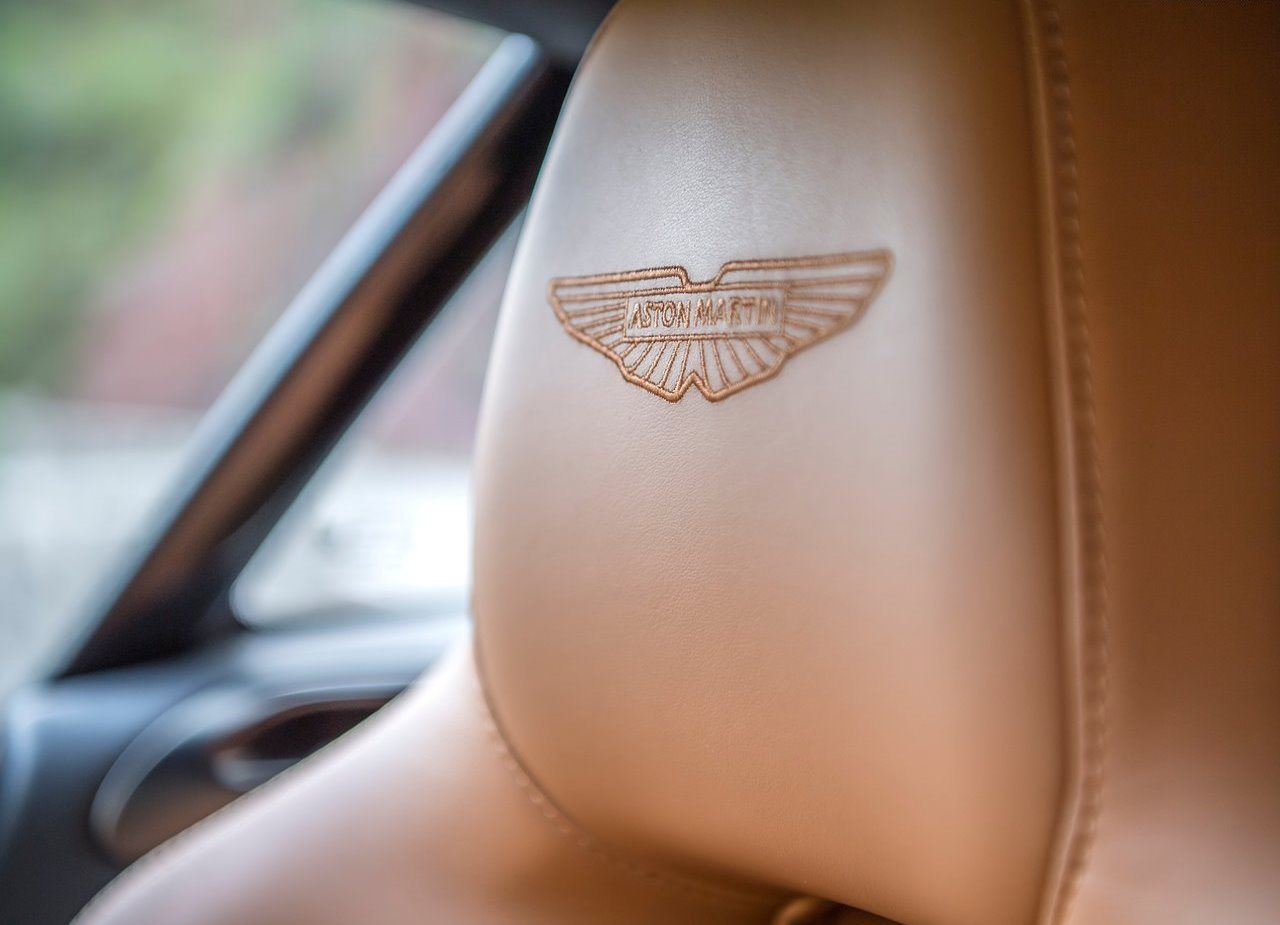 2024 - ASTON MARTIN DB12 RACING GREEN, foto 117