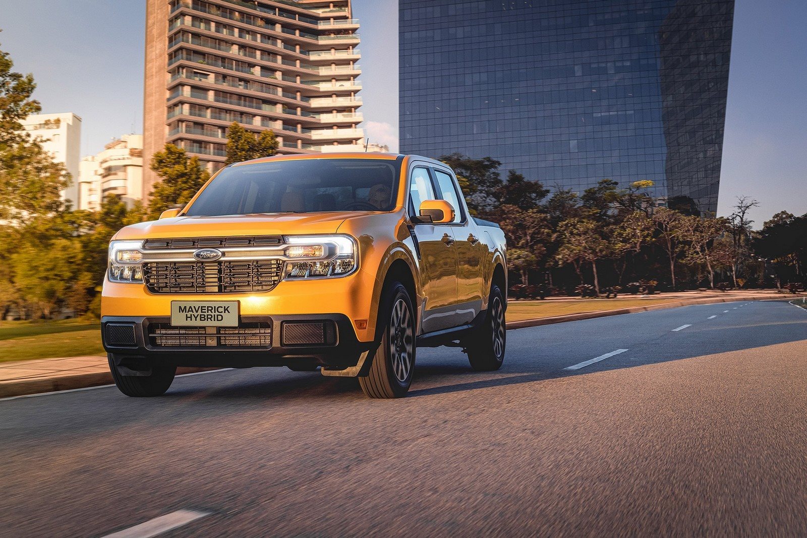 FORD MAVERICK HYBRID, foto 1