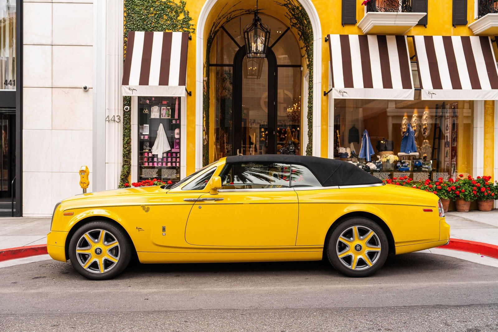 ROLLS-ROYCE PHANTOM DROPHEAD COUPE BIJAN LIMITED EDITION, foto 3