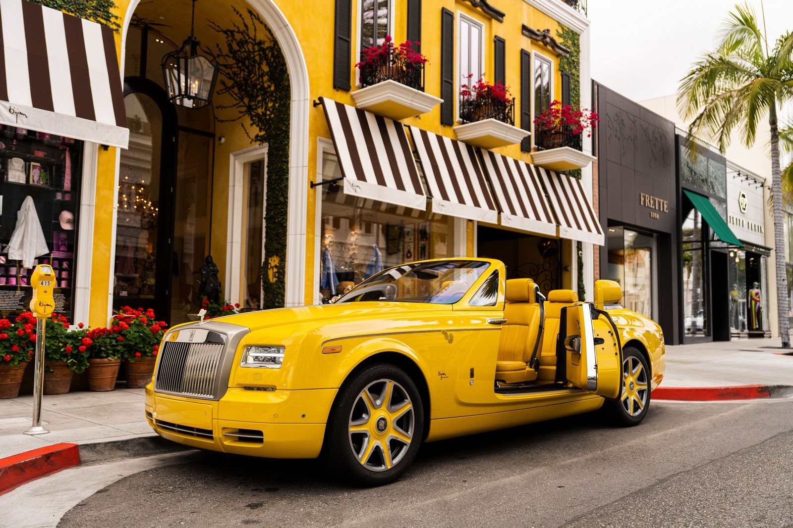 ROLLS-ROYCE PHANTOM DROPHEAD COUPE BIJAN LIMITED EDITION, foto 10