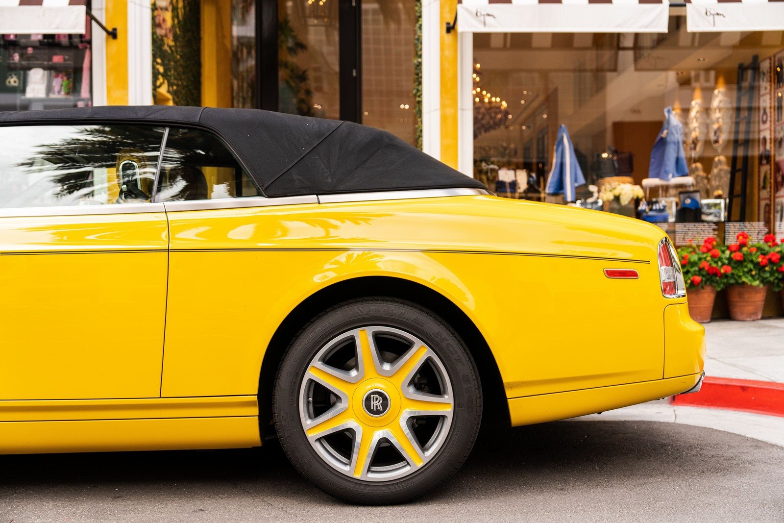 ROLLS-ROYCE PHANTOM DROPHEAD COUPE BIJAN LIMITED EDITION, foto 13