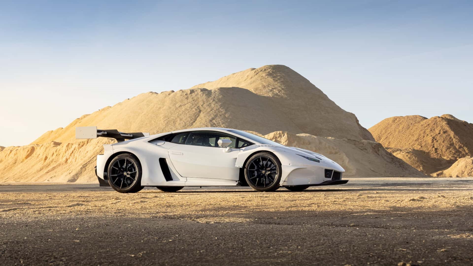 LAMBORGHINI HURACÁN LP1200 STRADA BY ZYRUS, foto 2