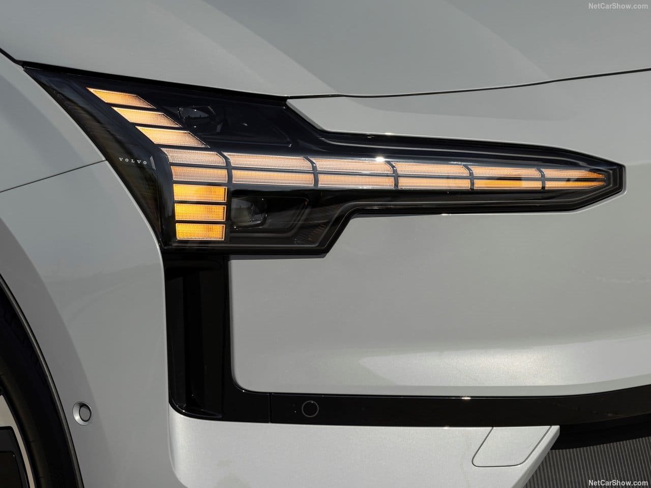 2024 - VOLVO EX30, foto 211